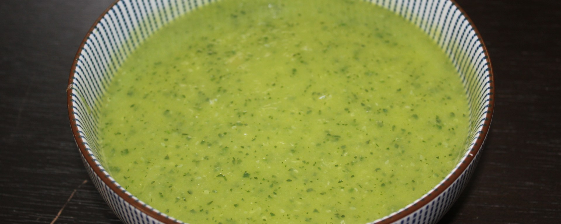 hot-or-cold-Zucchini-soup